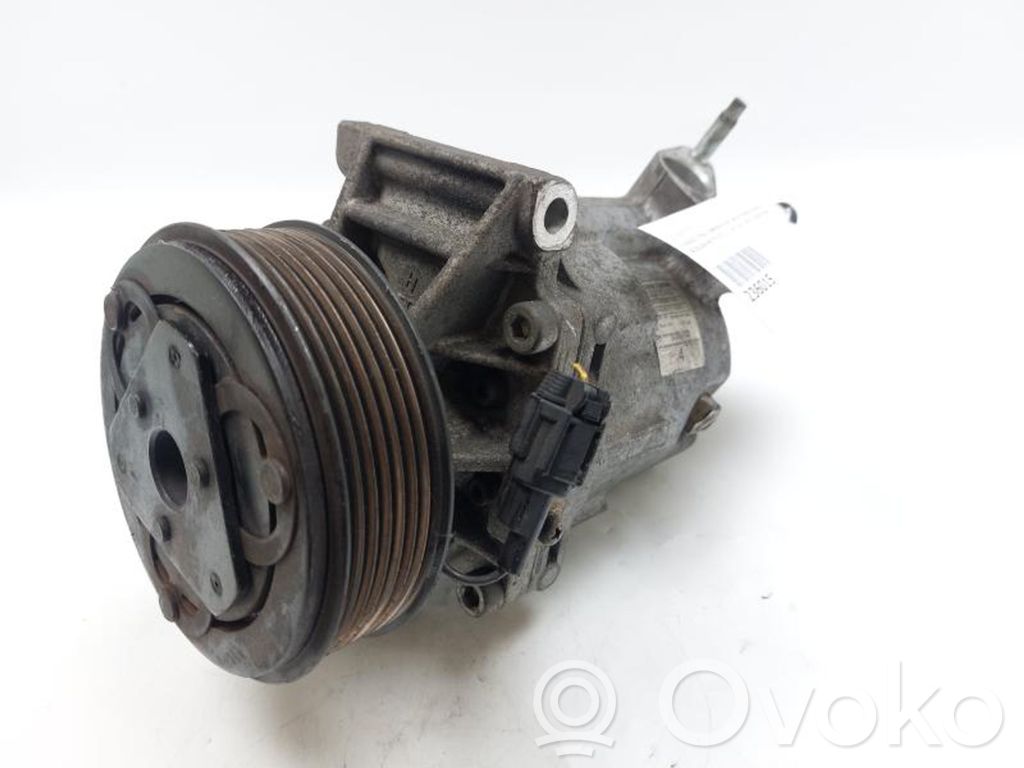 Nissan Note (E11) Air conditioning (A/C) compressor (pump) 