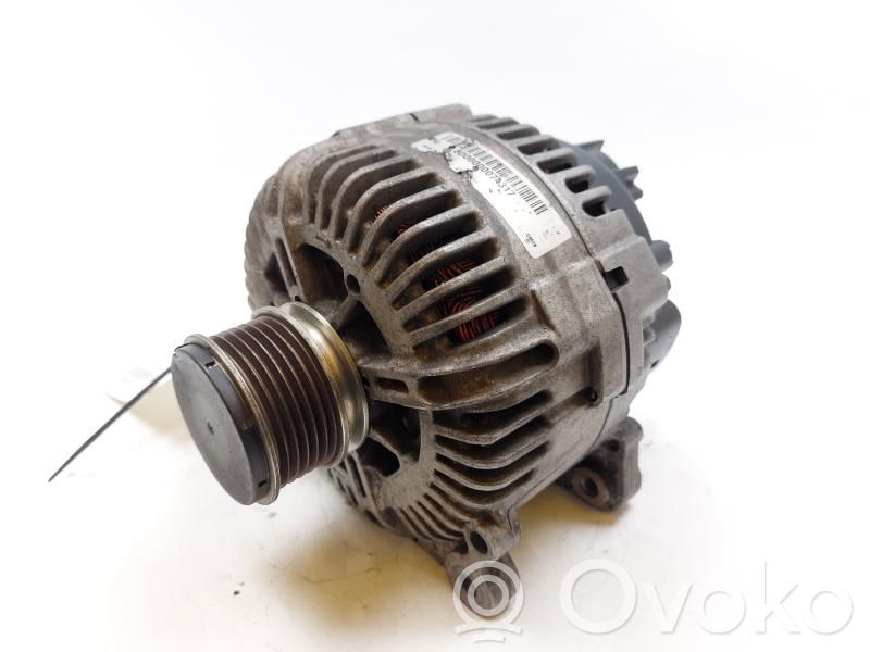 Volkswagen PASSAT B6 Generatorius 