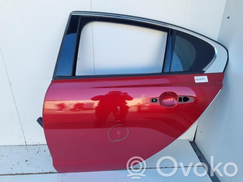 Jaguar XE Galinės durys 
