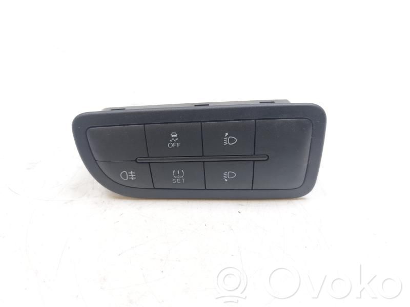 Fiat Tipo Center console 
