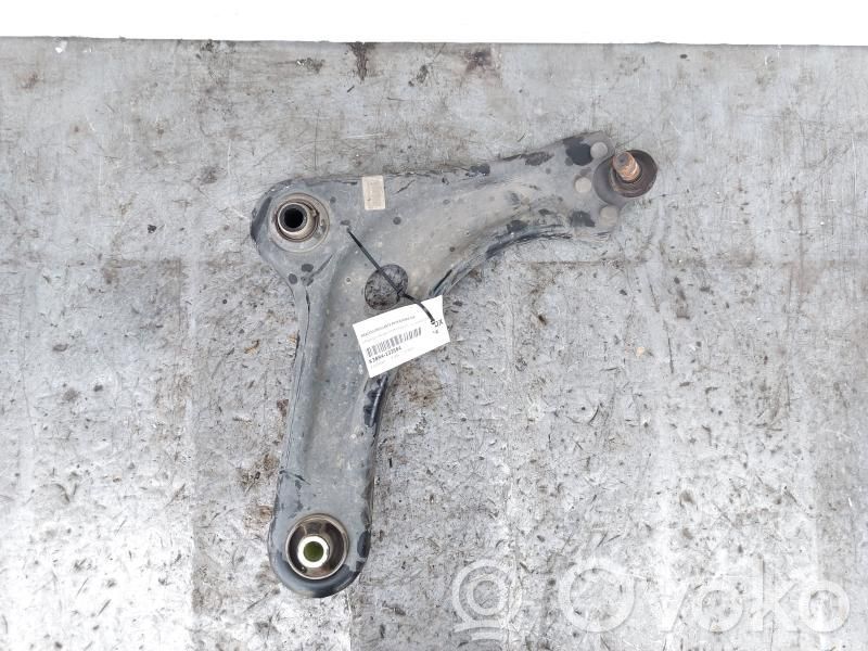 Citroen C3 Querlenker Achsschenkel vorne 