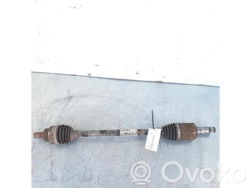 Takavetoakseli   AG9N4B402AA,AG9N4B402AA