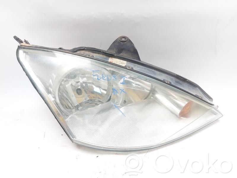 Ford Focus Headlight/headlamp 
