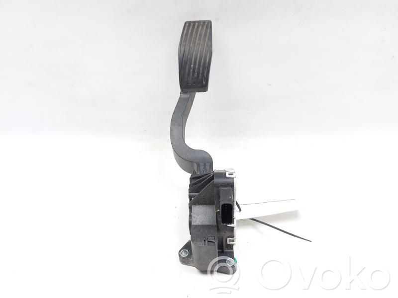 Fiat 500L Accelerator throttle pedal 