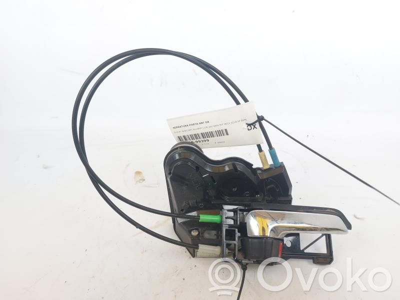 Zamek drzwi przednich   8221062R20000,8221062R20000