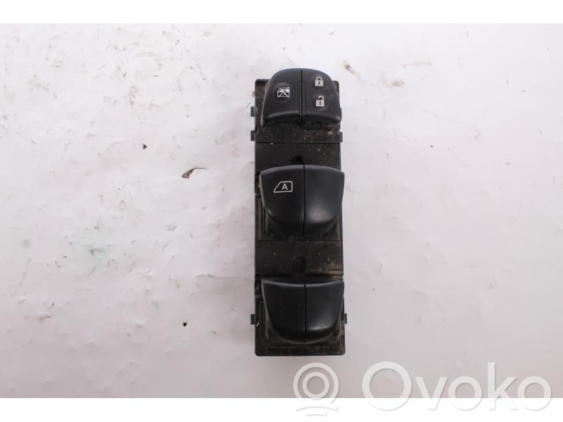 Comutator comandă geamuri electrice   25401HV02B,25401HV02B
