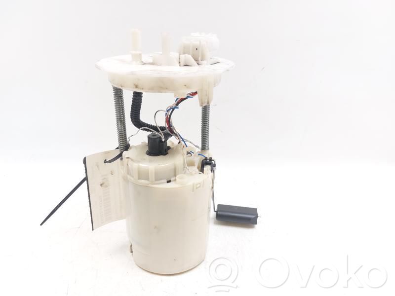 Opel Karl Bomba interna de combustible 