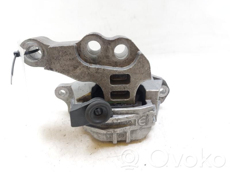 Fiat Tipo Engine mount bracket 