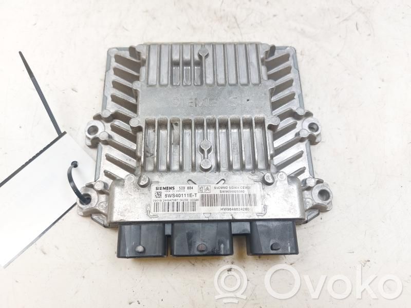 Engine control unit/module   5WS40111ET,5WS40111ET