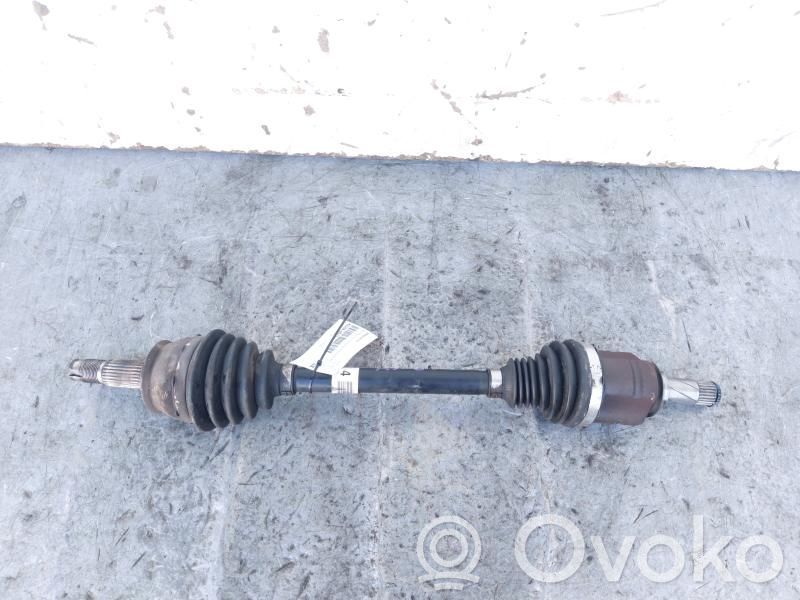 Opel Corsa D Etuvetoakseli 