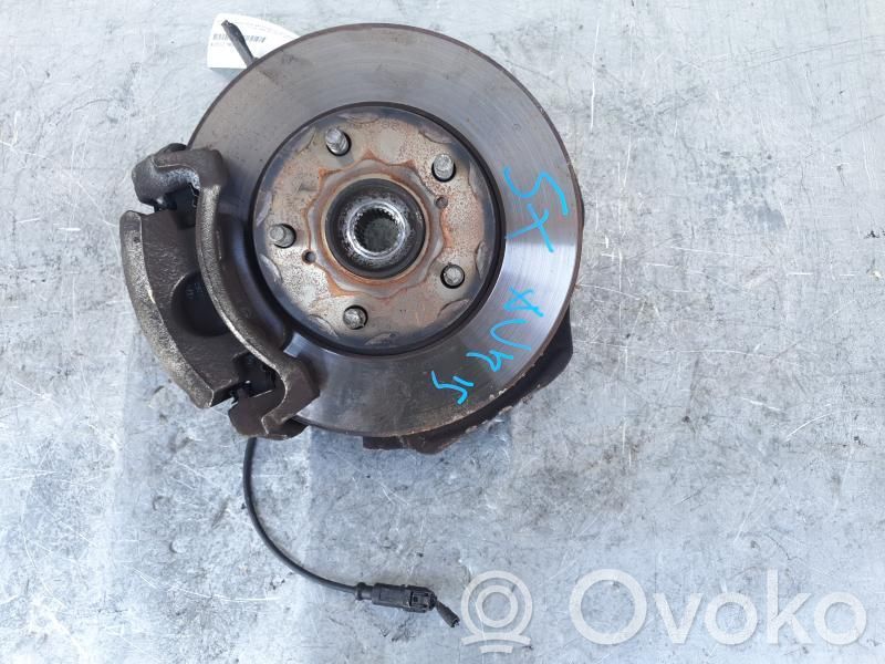 Toyota Auris 150 Cubo de rueda delantera
