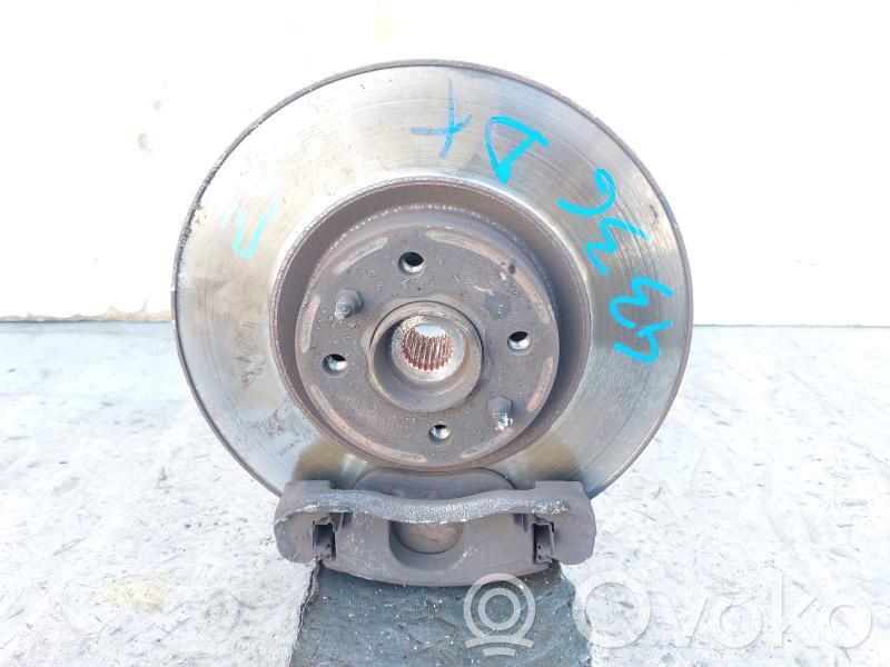 Fiat Idea Cubo de rueda delantera 
