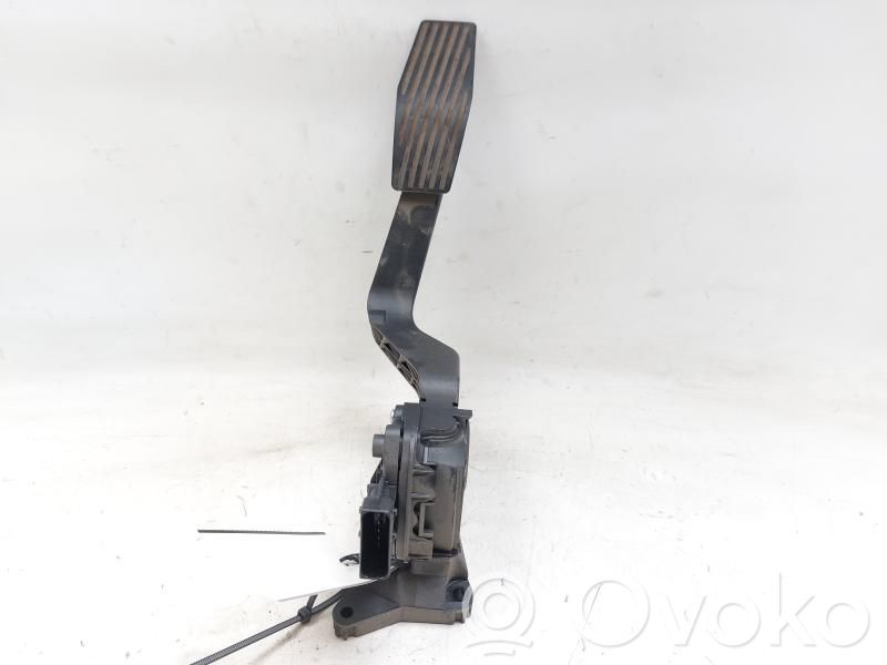 Fiat 500X Accelerator throttle pedal 