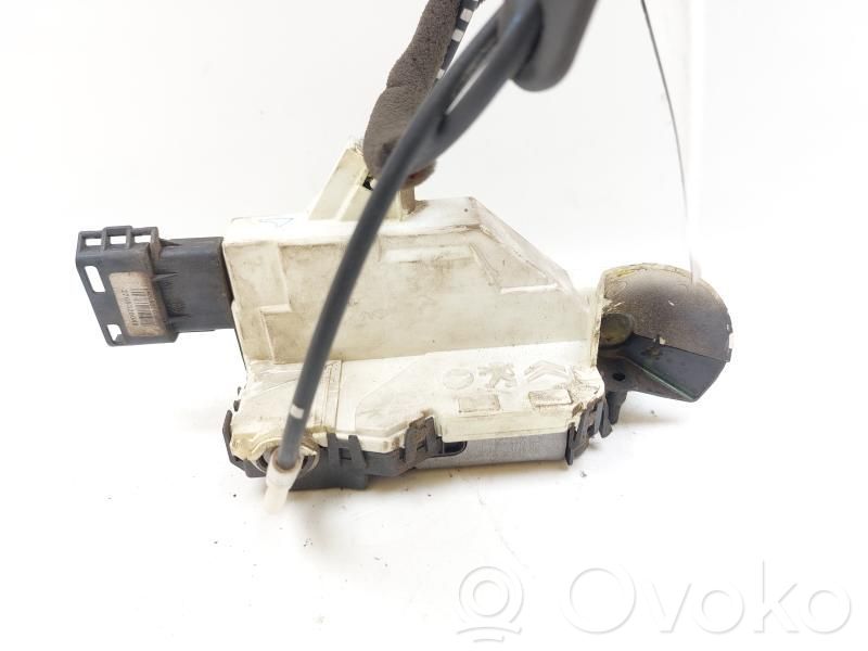 Citroen C3 Front door lock 