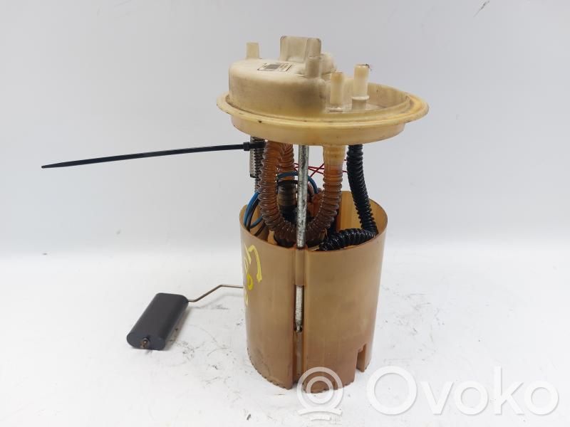 Lancia Delta Polttoainesäiliön pumppu 