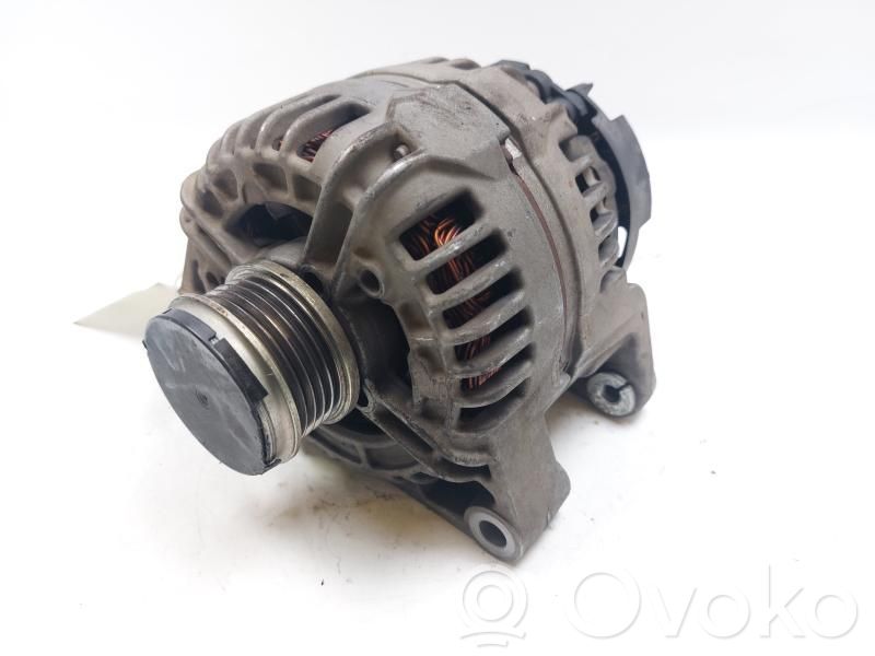 Opel Meriva B Generatore/alternatore 