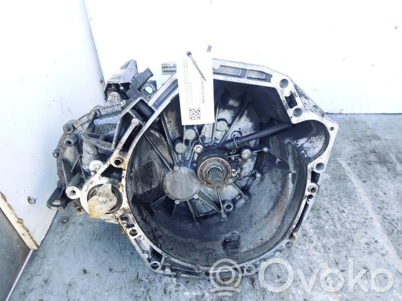 Renault Clio III Manual 5 speed gearbox 