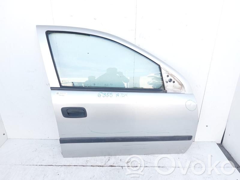Opel Astra G Puerta delantera 