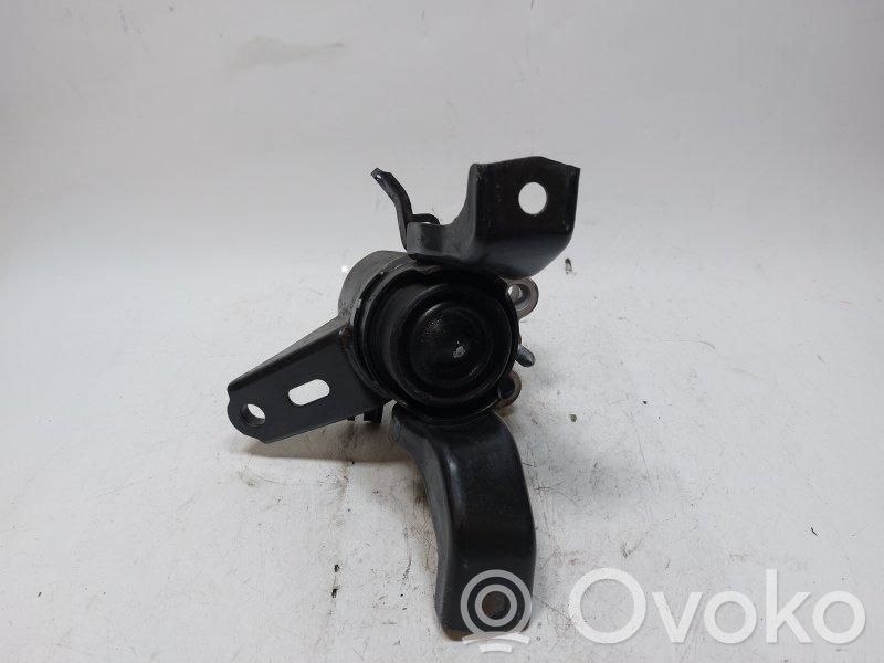 Toyota Auris E180 Supporto di montaggio del motore 