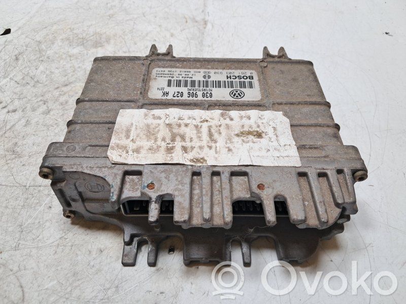 Engine control unit/module   0261203930,0261203930