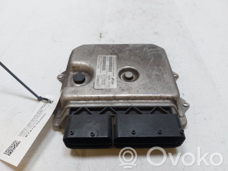 Engine control unit/module   51986257,51986257