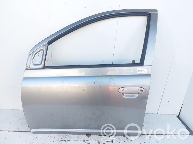 Toyota Yaris Drzwi przednie 