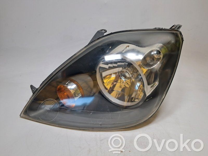 Ford Fiesta Scheinwerfer 