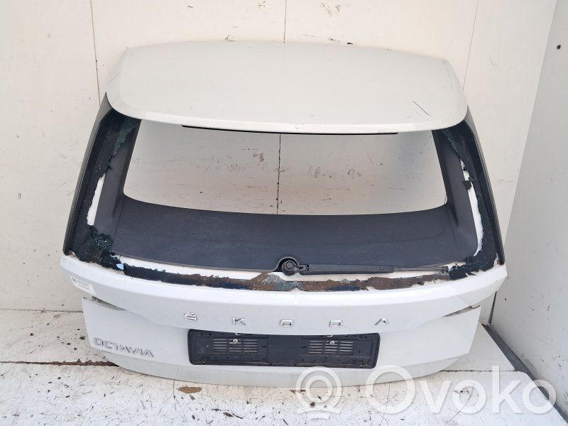 Skoda Octavia Mk4 Puerta del maletero/compartimento de carga