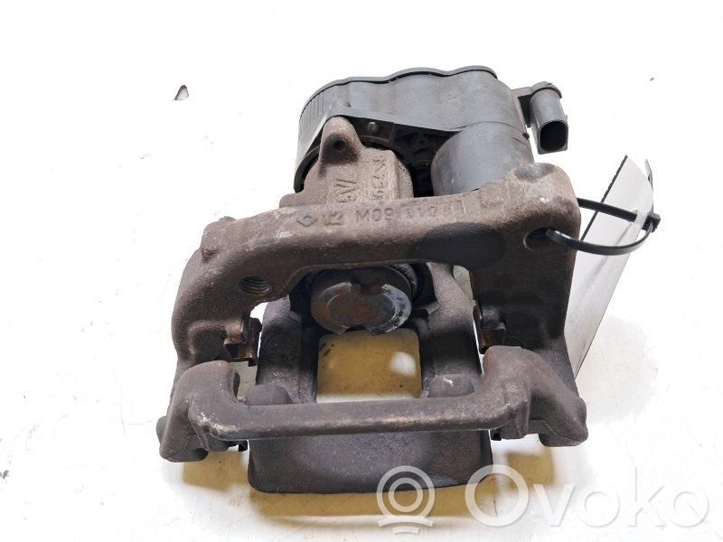 Peugeot 3008 II Bremssattel vorne