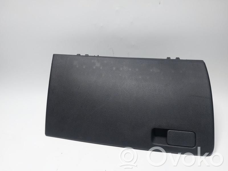 KIA Stonic Handschuhfach 