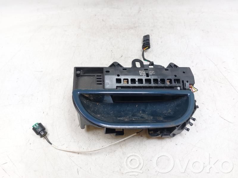 Fiat 500E Manecilla externa puerta delantera 
