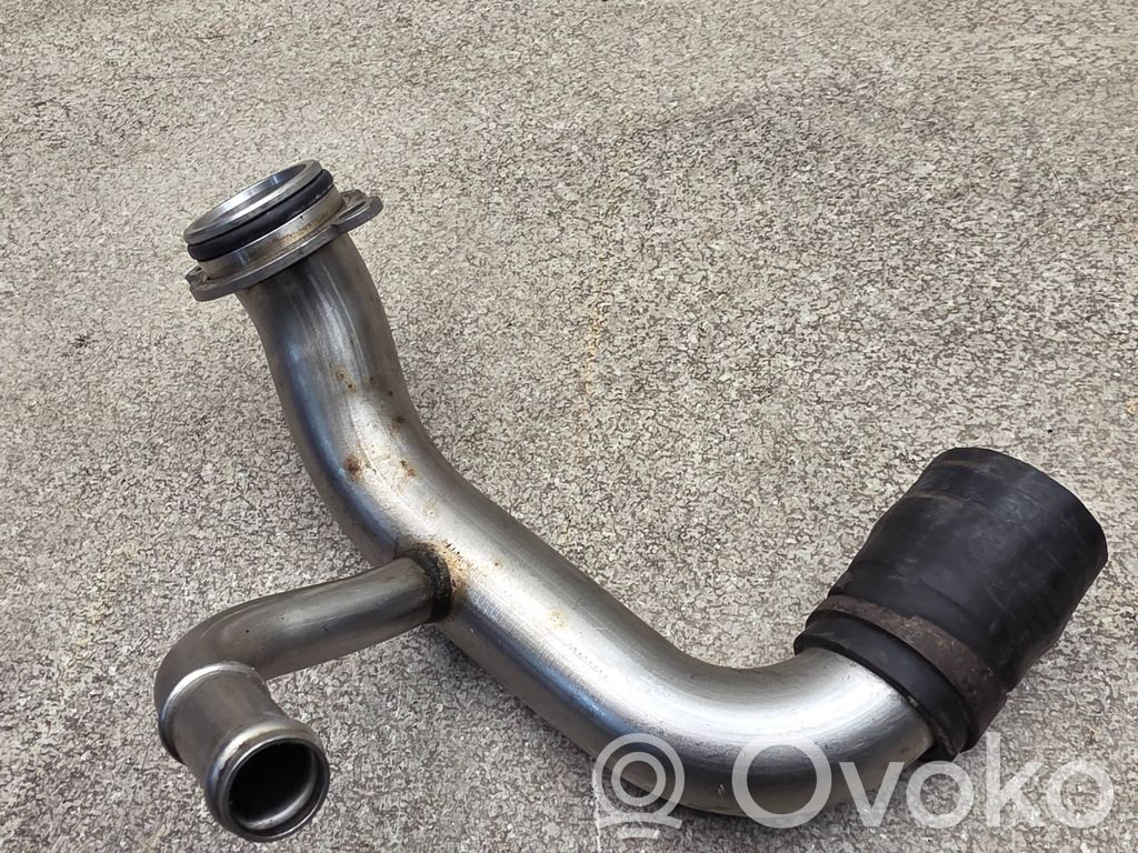 BMW 3 F30 F35 F31 Conductă/furtun lichid de răcire motor 