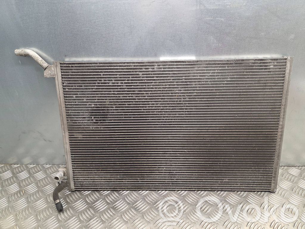 Jaguar XF X260 Aušinimo skysčio radiatorius 