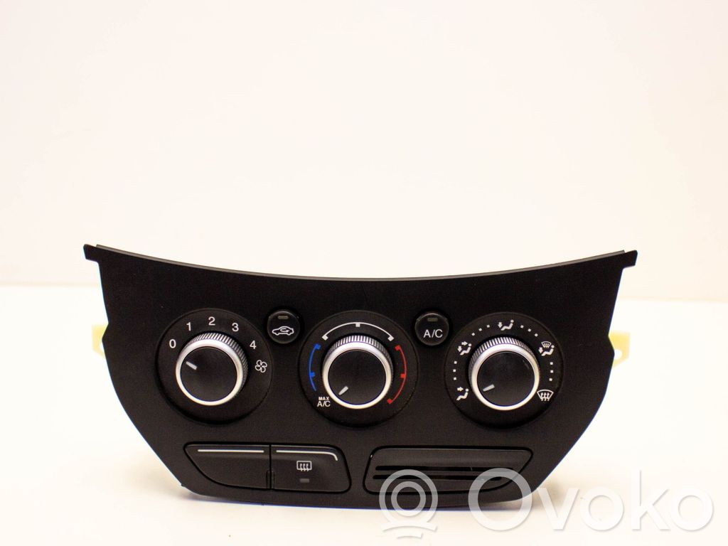 Ford Kuga II Interior fan control switch 