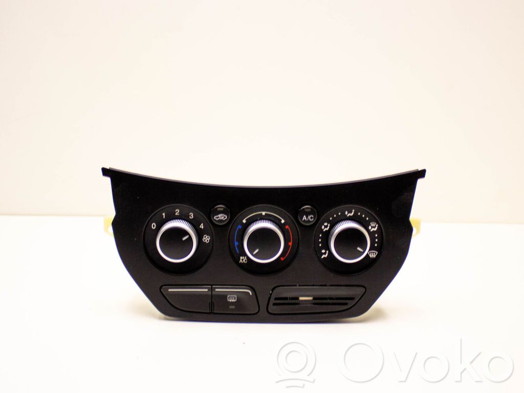 Ford Kuga II Interior fan control switch 