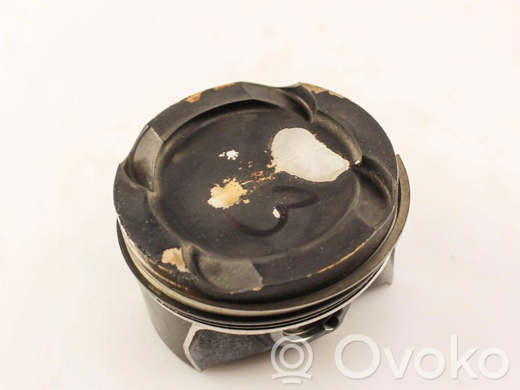 BMW 3 G20 G21 Piston 
