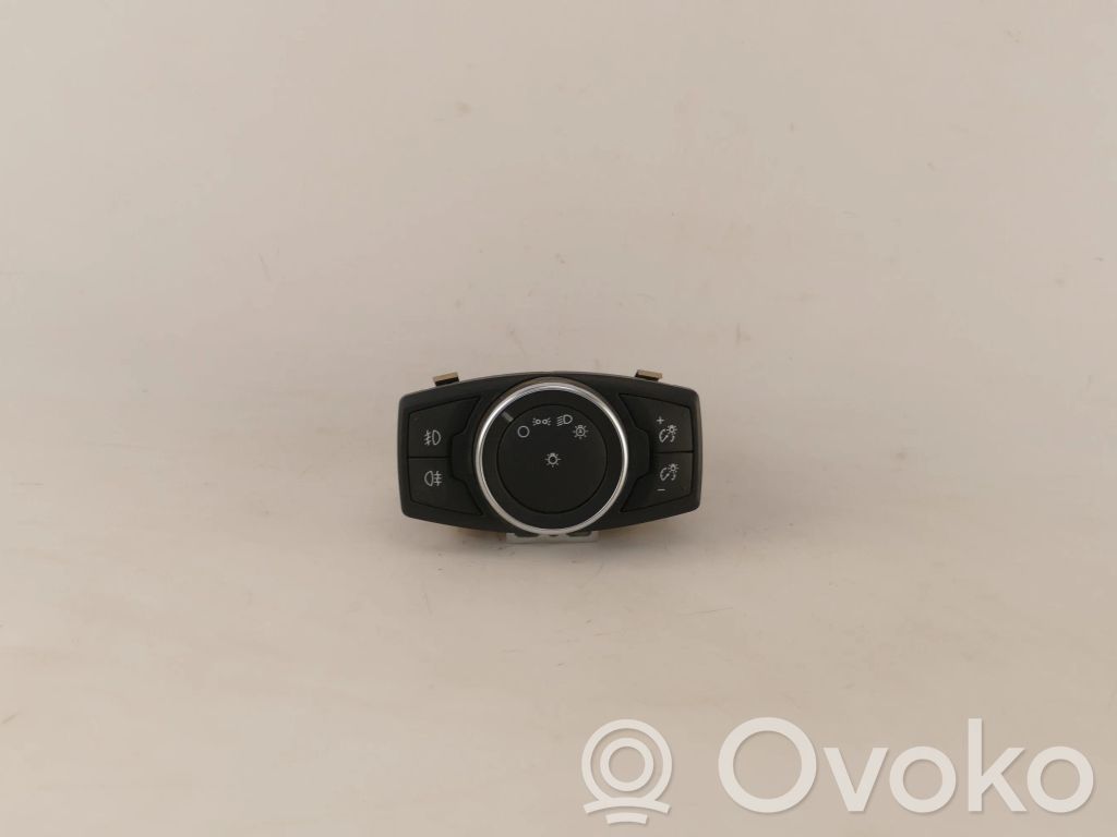 Ford Focus Light switch 