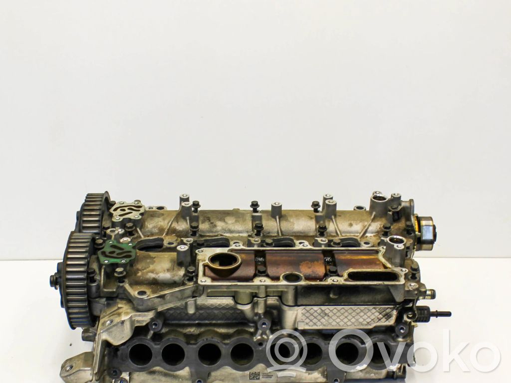 Engine head   31401130AA