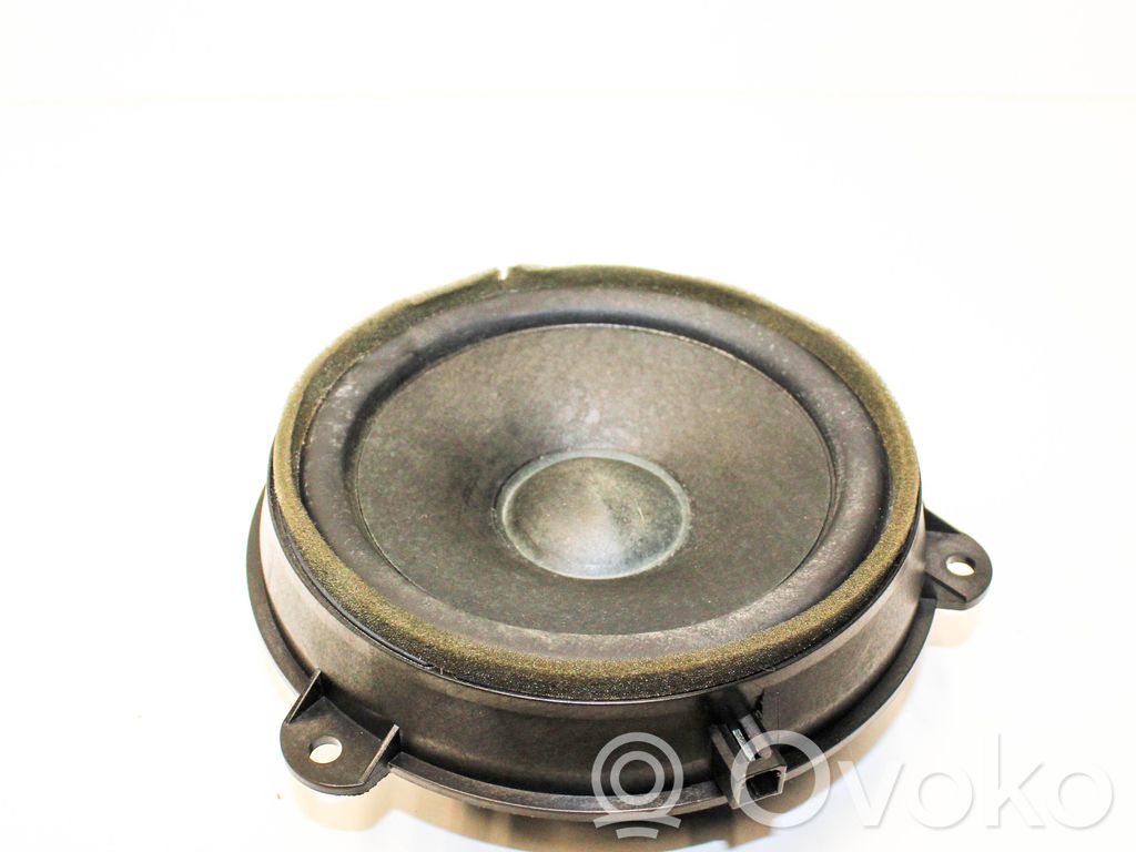 Jaguar XK - XKR Front door speaker 