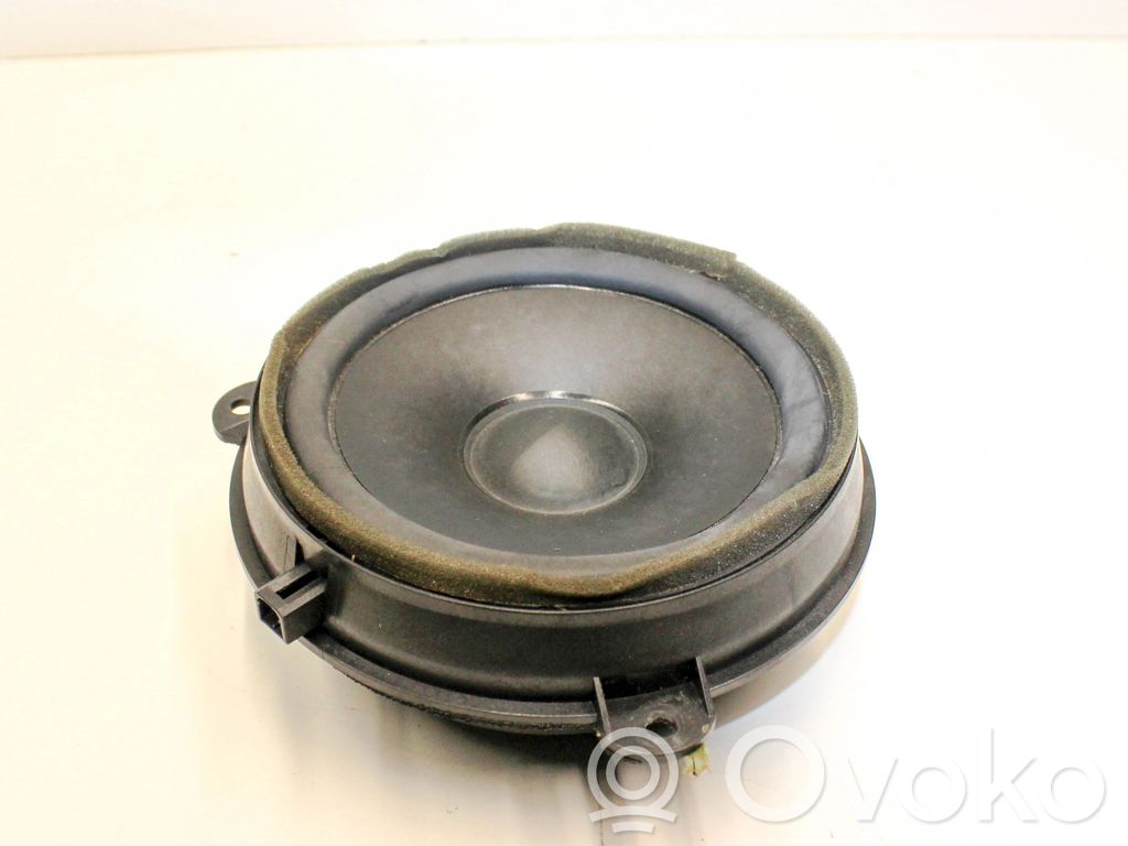 Jaguar XK - XKR Front door speaker 