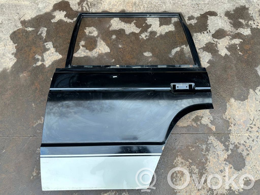 Mitsubishi Pajero Puerta trasera 