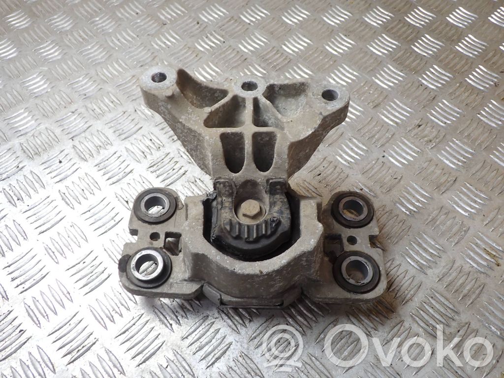 Engine mount bracket   31401308