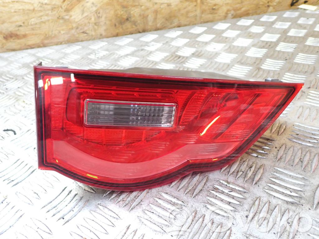 Jaguar F-Pace Lampy tylnej klapy bagażnika 