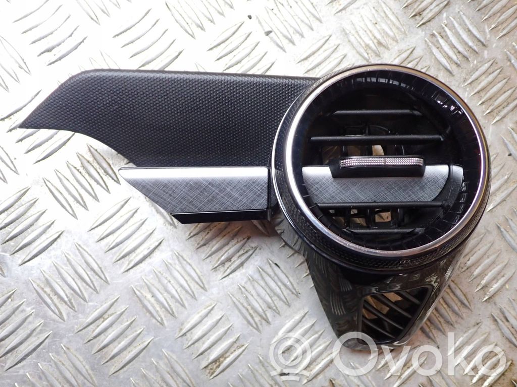 Skoda Fabia Mk4 (6VA) Moldura protectora de la rejilla de ventilación lateral del panel 