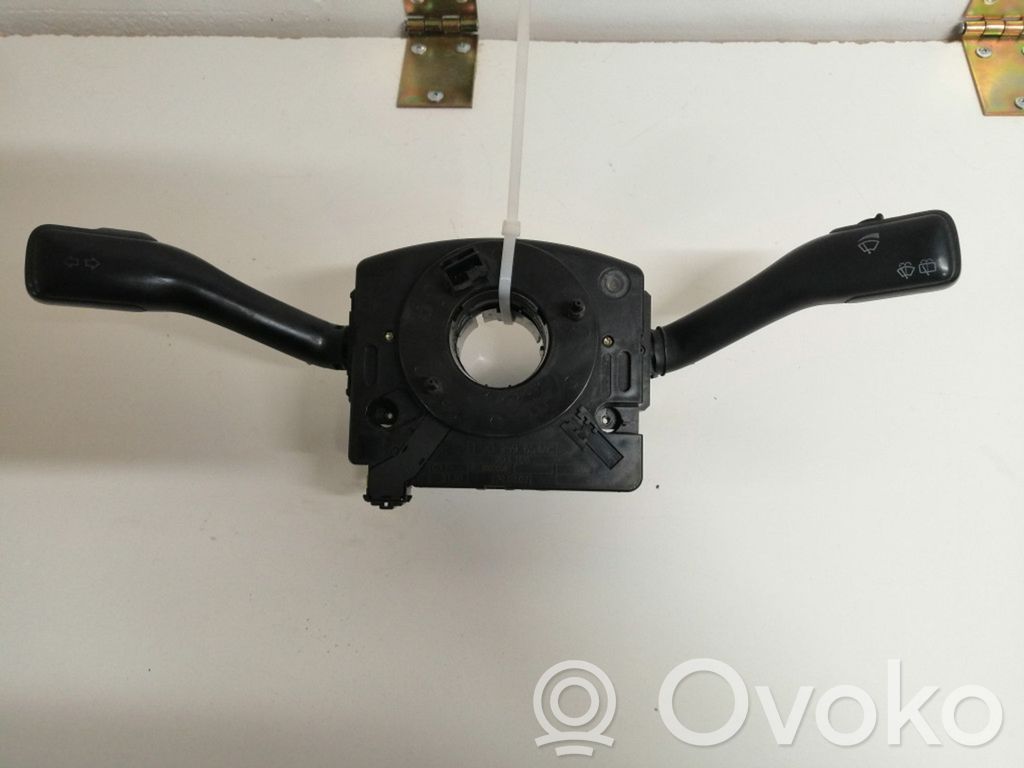 Audi A3 S3 8L Wiper turn signal indicator stalk/switch 