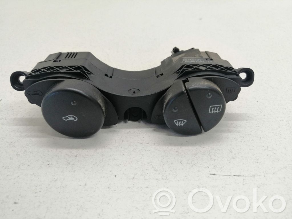 Ford Transit -  Tourneo Connect Windscreen/window heater switch 