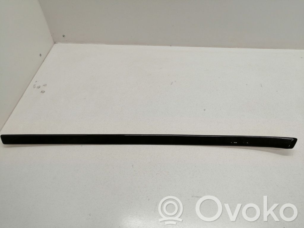 Audi A8 S8 D2 4D Cita veida priekšpusē durvju dekoratīvās apdares detaļa 