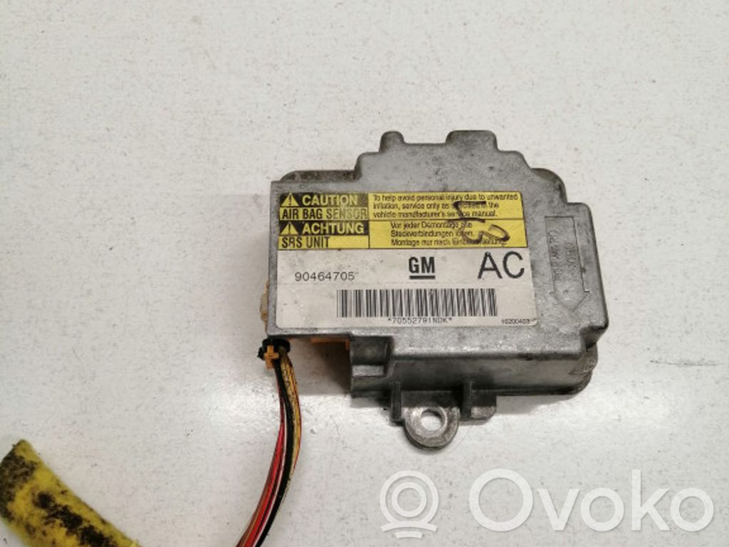 Opel Vectra B Airbag control unit/module 