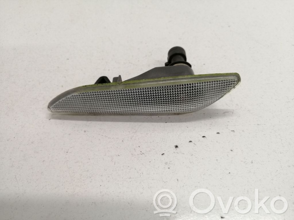 Alfa Romeo 156 Front fender indicator light 