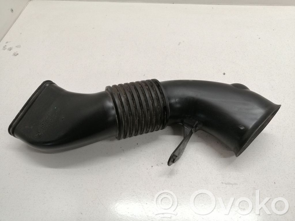BMW 5 E60 E61 Air intake duct part 